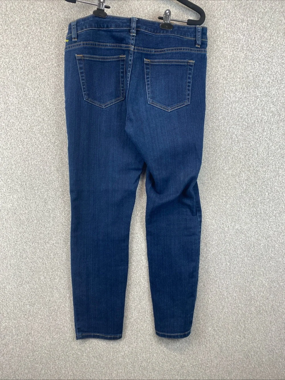 Michael Kors Women's Skinny Jeans  Size 6 Dark Wash Stretchy Basics